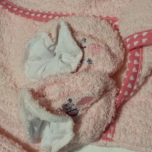 Babygirl robe - Picture 2 of 5